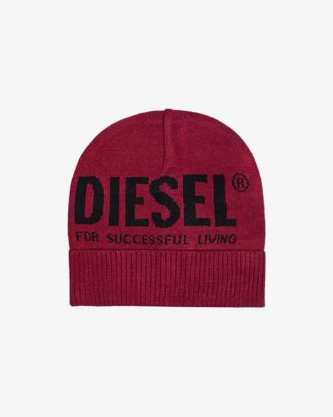 Červená čepice Diesel