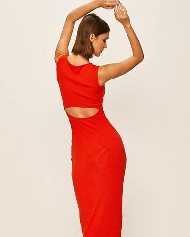 Červené šaty Guess