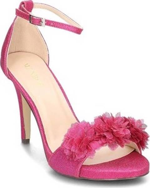 Růžové sandály Menbur
