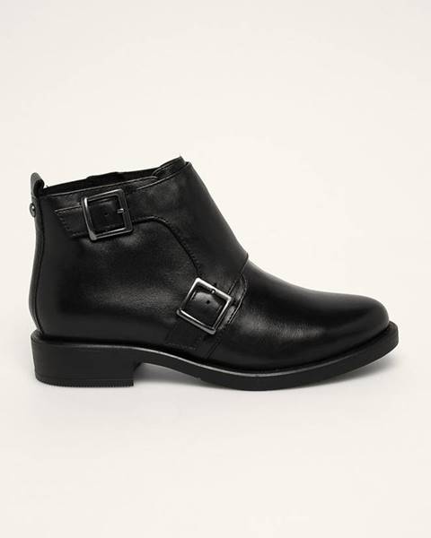 Černé boty s.oliver