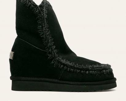 Černé boty Mou