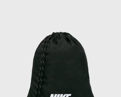 Černý batoh Nike Sportswear