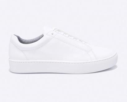 Bílé boty vagabond